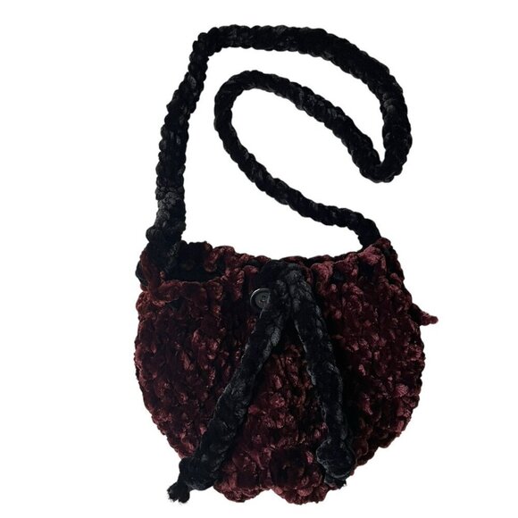 Chunky Knit Hobo Bag Purse Boho Hippie Goth Whimsigoth Handmade Purple Black - Picture 1 of 12